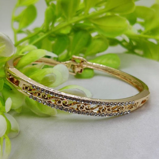 Imported Elegant Adjustable Bracelet