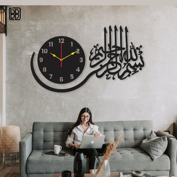 Creative Wooden Wall Clock DIY Design