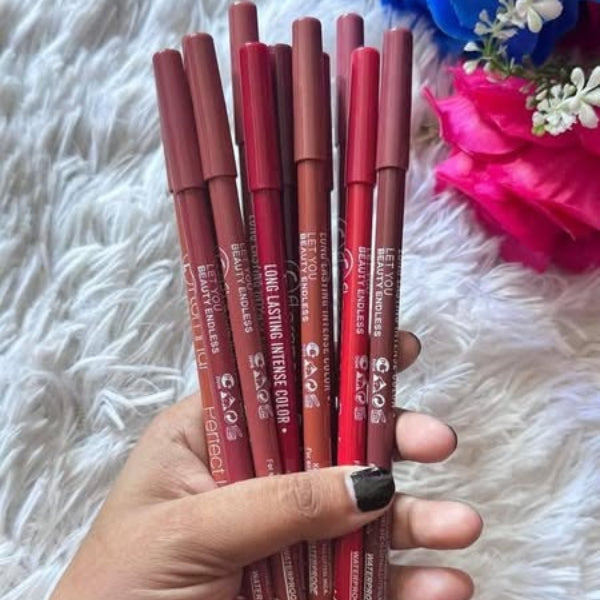 Set of 12 Flormar lip liners with creamy texture – perfect for defining lips with rich, bold shades.