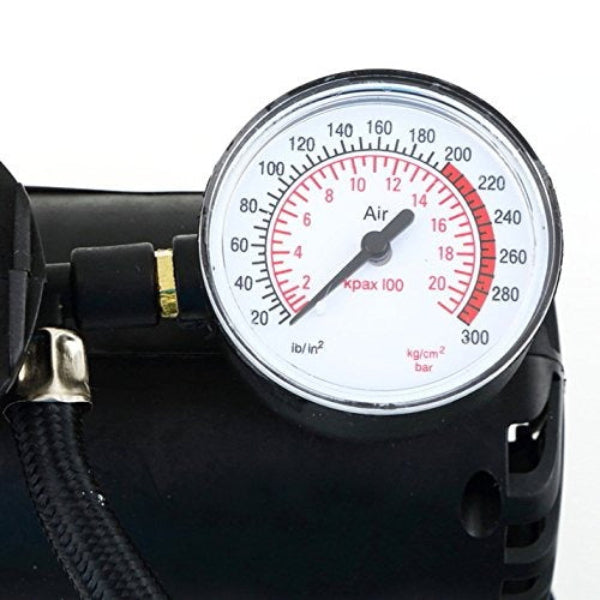 Mini 12 V 300 PSI Car Air Pump / Portable Electric Tyre Compressor